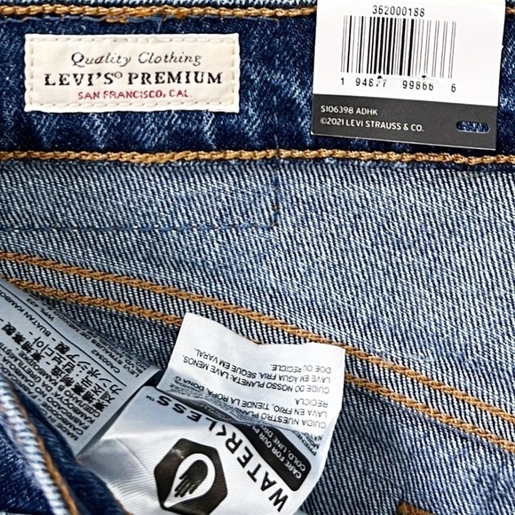 NWT Levi’s 501 High Rise Cropped Jeans In Salsa Middle - Picture 9 of 10